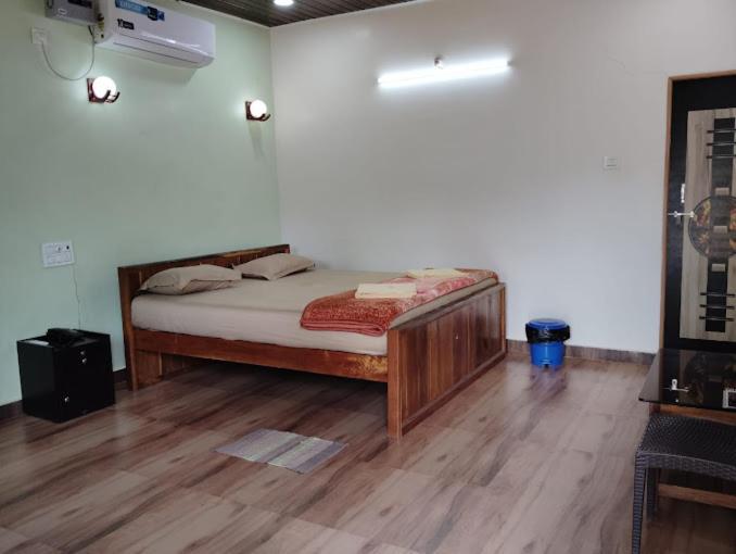 White Elephant Restaurant & Cottages Gokarna Gokarna  Esterno foto