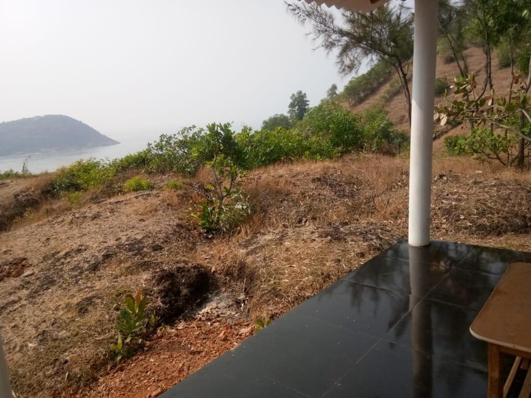 White Elephant Restaurant & Cottages Gokarna Gokarna  Esterno foto